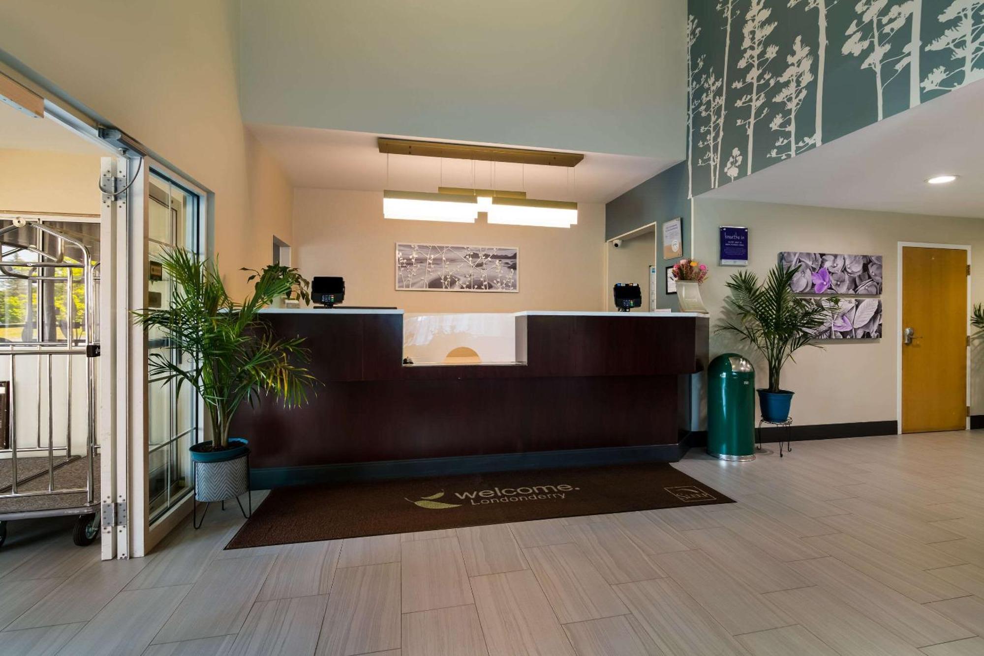 Sleep Inn Manchester Airport Londonderry Exterior foto